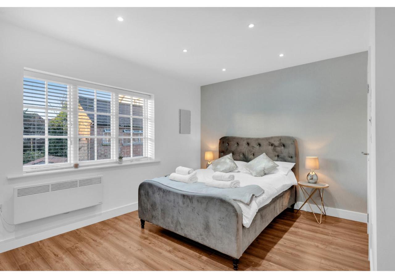 Classic 2Bd Flat In Τσέλμσφορντ Εξωτερικό φωτογραφία