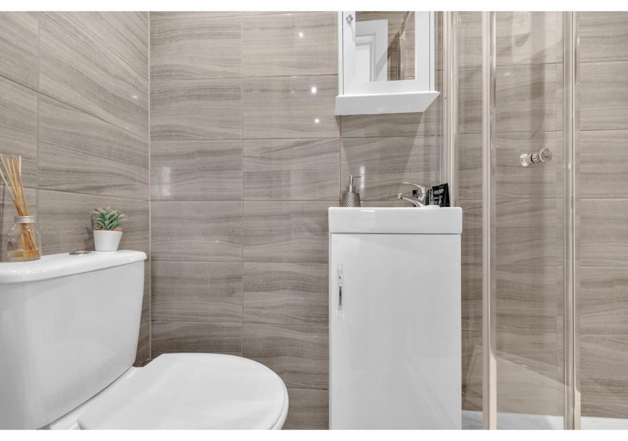 Classic 2Bd Flat In Τσέλμσφορντ Εξωτερικό φωτογραφία
