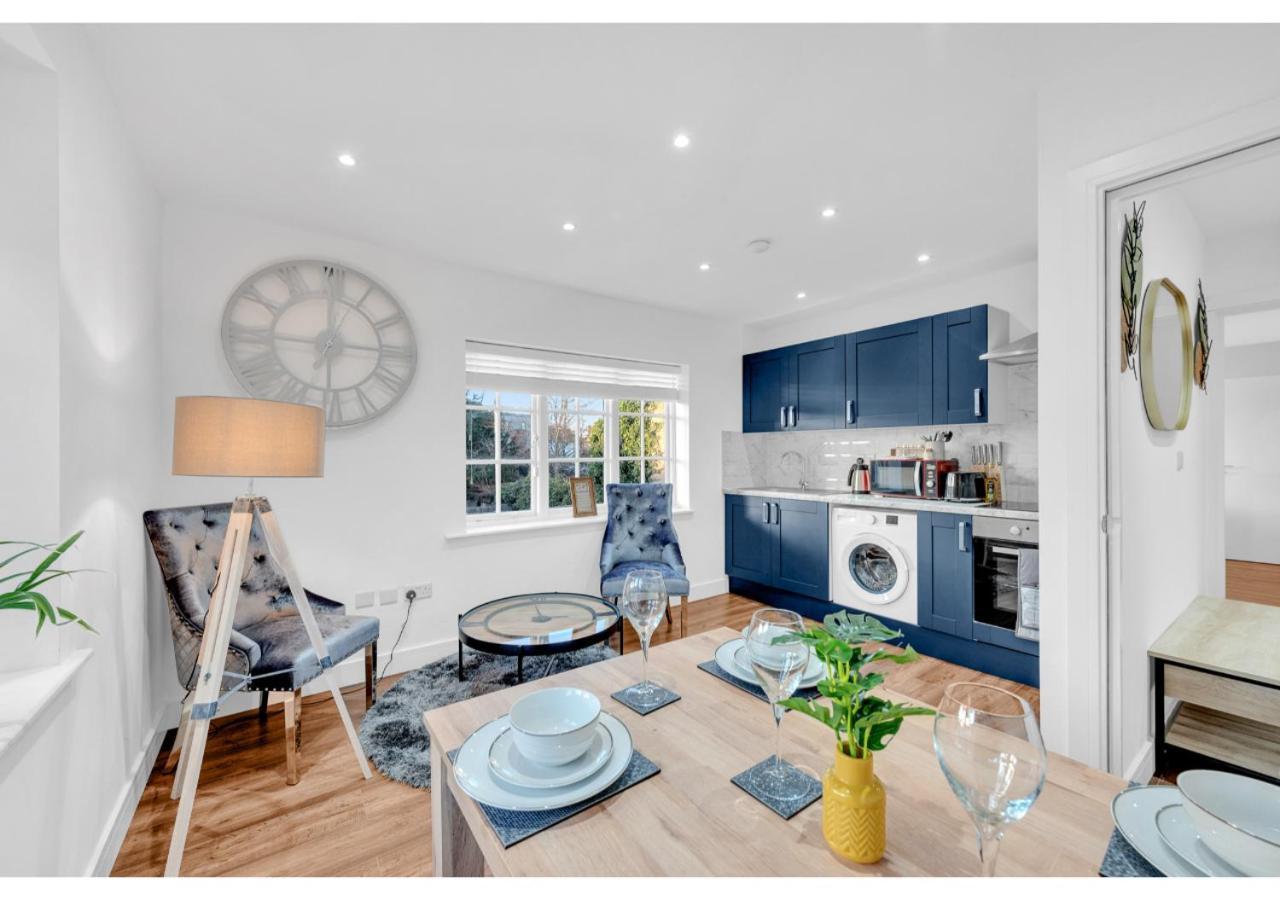 Classic 2Bd Flat In Τσέλμσφορντ Εξωτερικό φωτογραφία