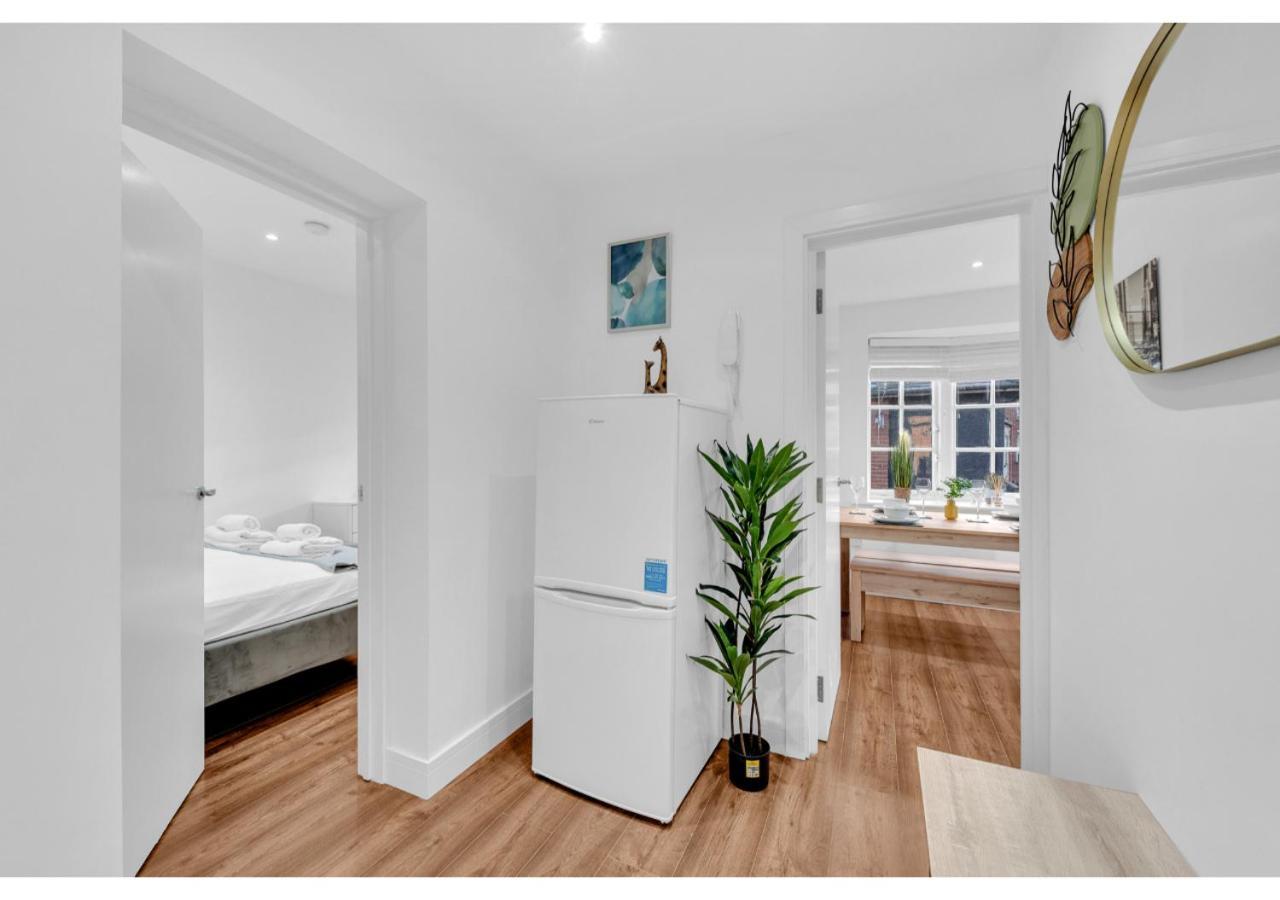 Classic 2Bd Flat In Τσέλμσφορντ Εξωτερικό φωτογραφία